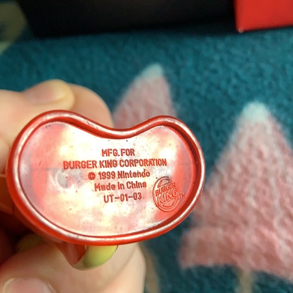 Pokemon TCG Charmander/Charmeleon Bundle w/ Box (16 cards, figurine, & more) - Picture 9 of 14